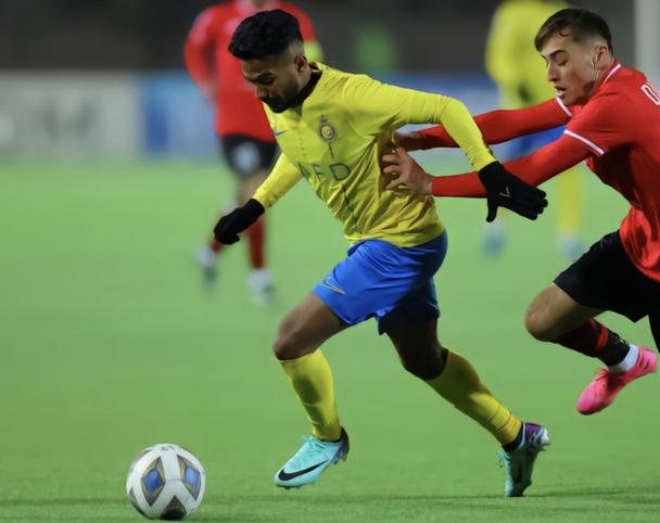 越南球队夺冠在望，挑战亚冠最强