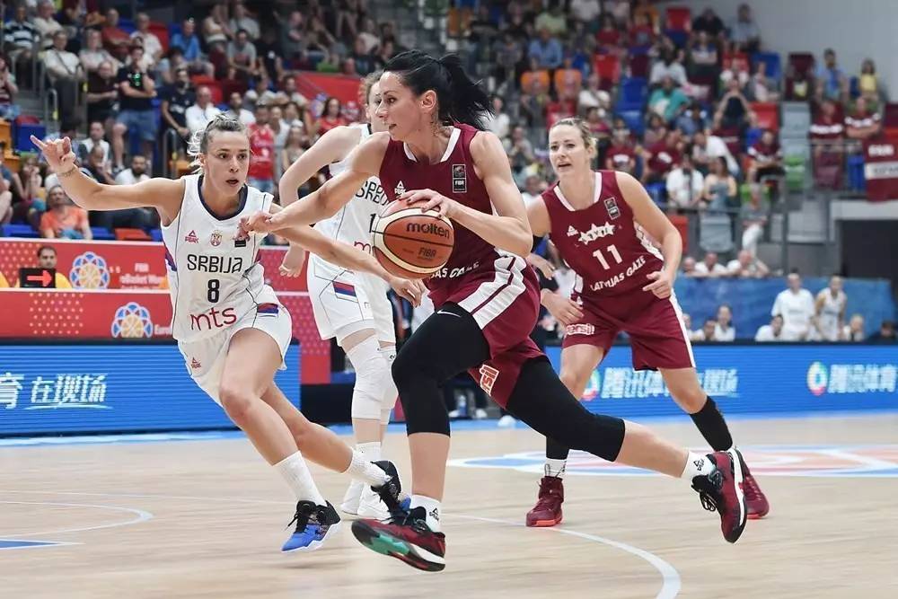 比利时队王者归来：拉脱维亚队无法抵挡的简单介绍