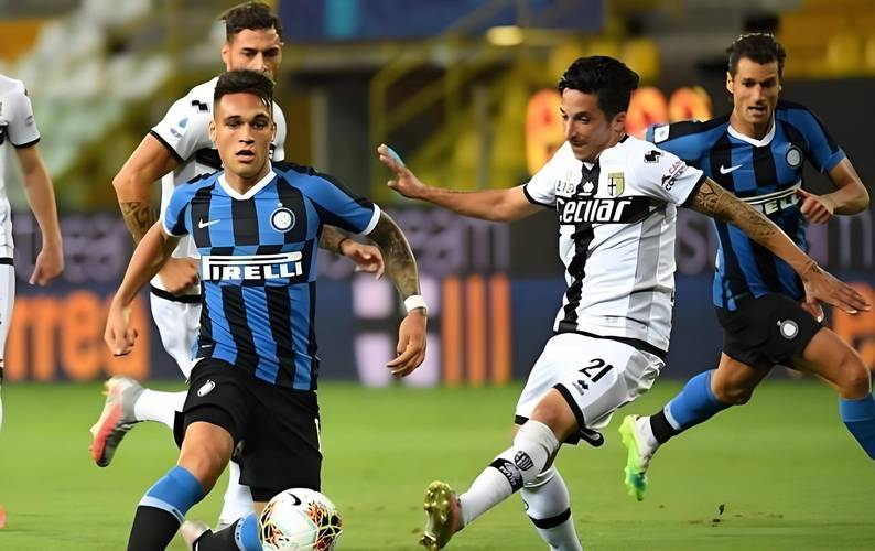 包含热那亚客场大败，保级压力再度加剧的词条