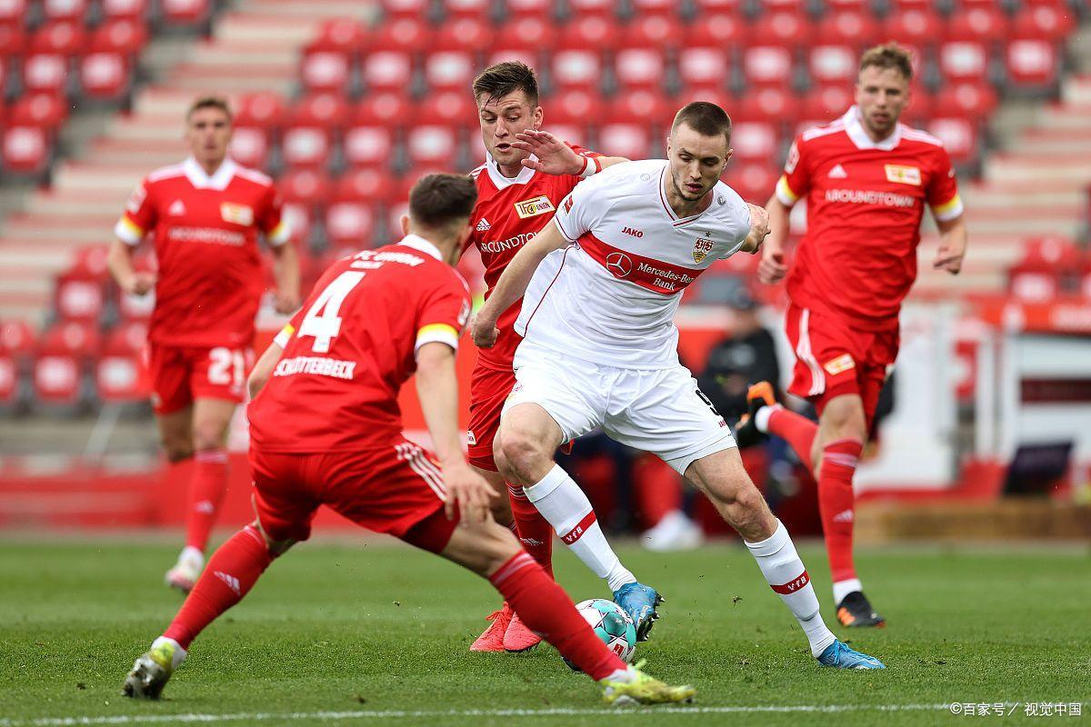 包含斯图加特球员表现不俗，为球队赢得宝贵分数的词条