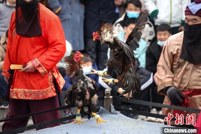 开云体育官方-两队剑拔弩张，一决高下